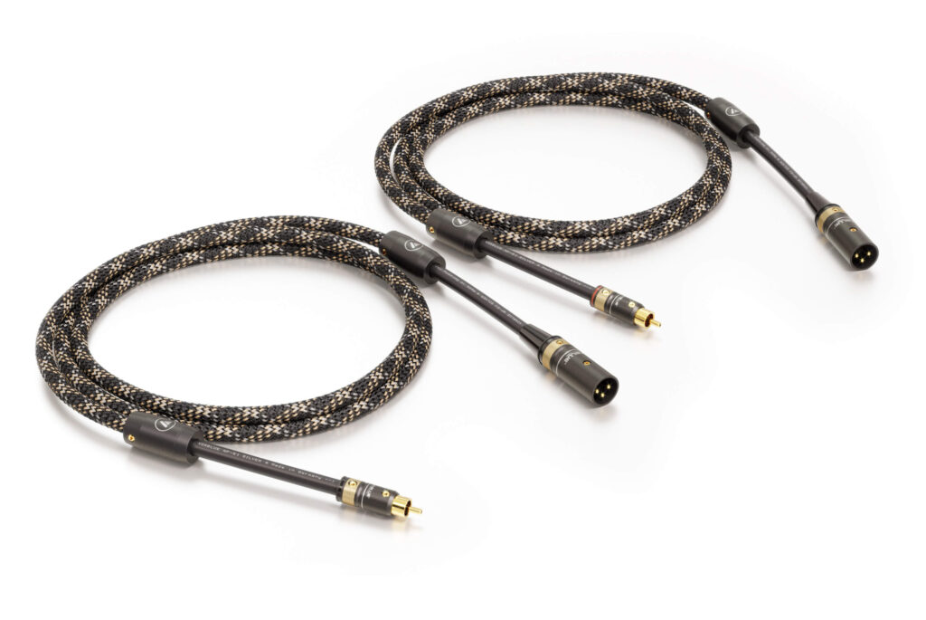 The NF-S1 Silver RCA-XLR cable from VIABLUE™ is a high-quality analog audio cable that provides optimal signal transmission and low distortion through its 4-way shielding and use of high-purity silver.