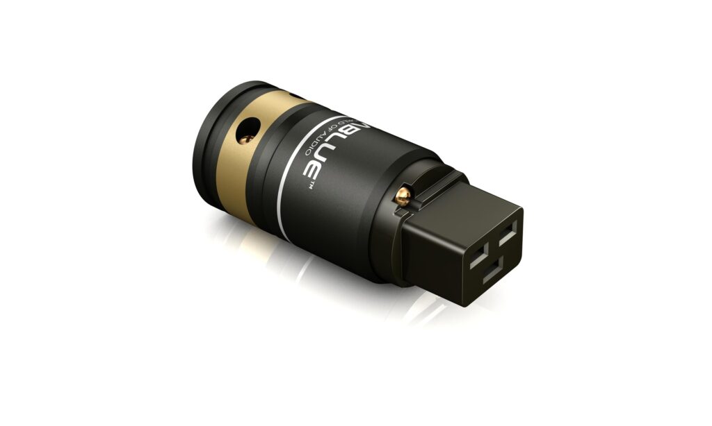 Die T6S IEC C19 Gerätebuchse von VIABLUE™ ist eine robuste und zuverlässige Strombuchse, verfügt über eine hohe Strombelastbarkeit von 16 Ampere und ist mit einem IEC C19 Stecker ausgestattet.